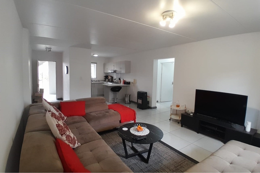 To Let 2 Bedroom Property for Rent in Parklands East Western Cape